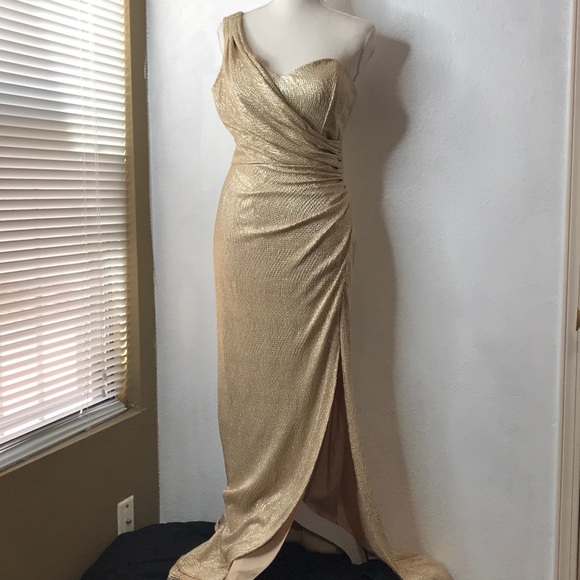 Xscape | Dresses | Gorgeous Gold One 